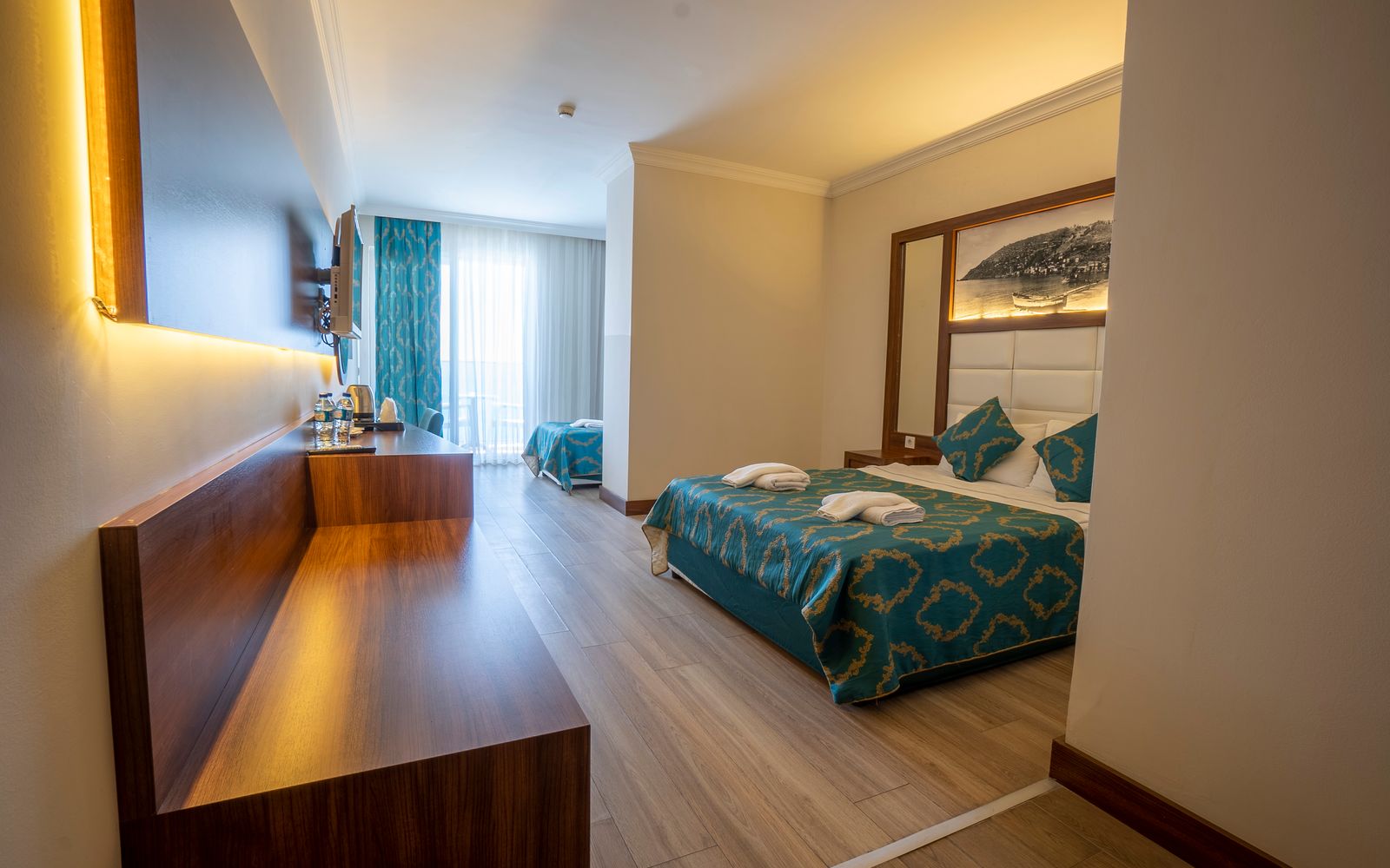 Room 8
